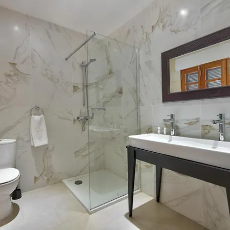 Holiday Pool House St Julians Holiday home